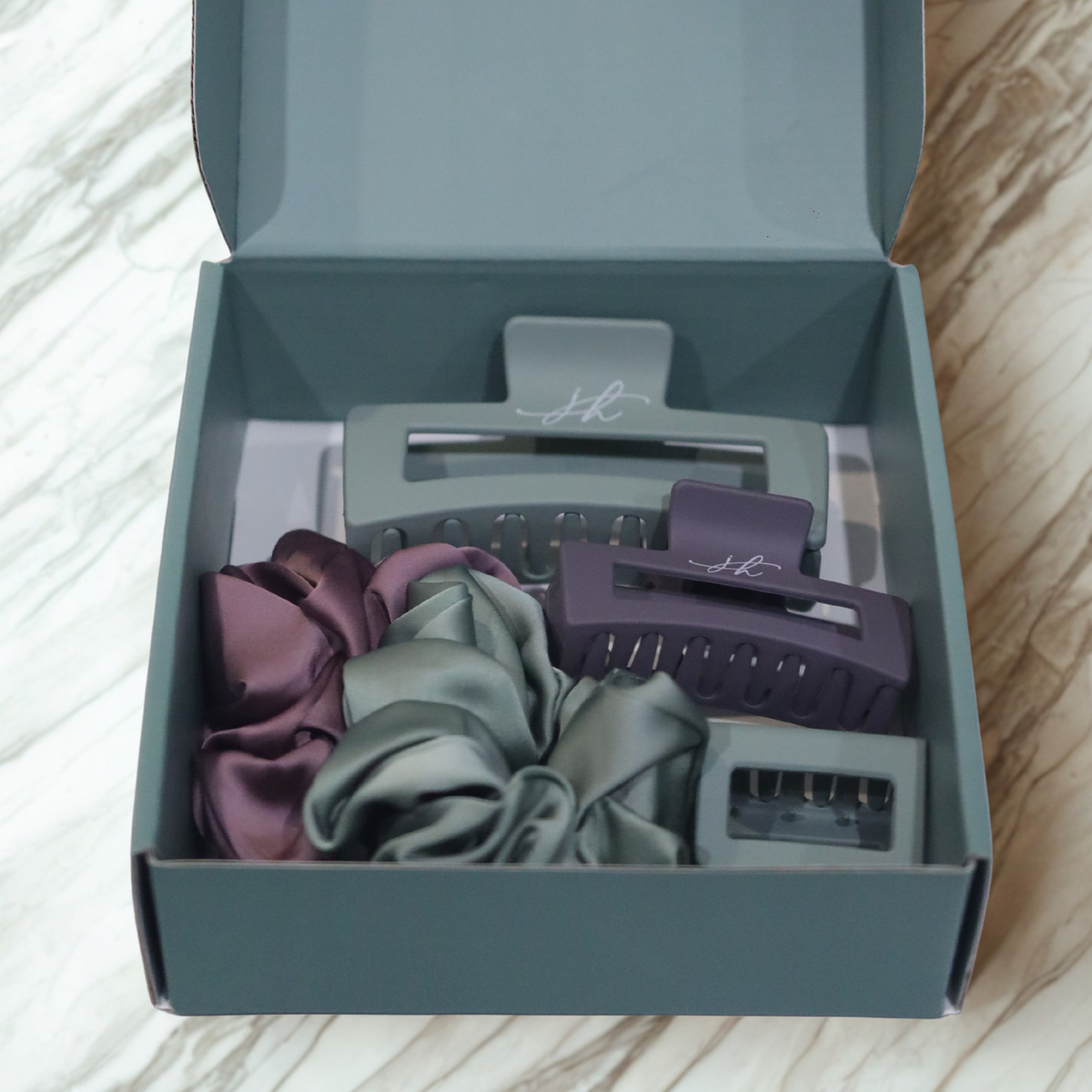 Tie'd Max Hair Box